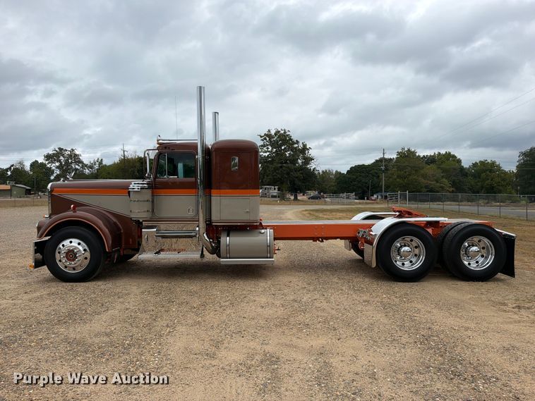 image for item FU1049 1980 Kenworth W900A semi truck