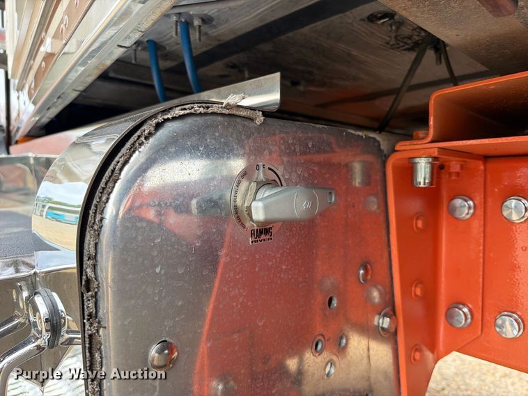 image for item FU1049 1980 Kenworth W900A semi truck