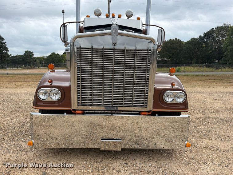 image for item FU1049 1980 Kenworth W900A semi truck