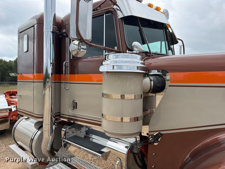 image for item FU1049 1980 Kenworth W900A semi truck