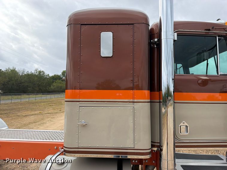 image for item FU1049 1980 Kenworth W900A semi truck
