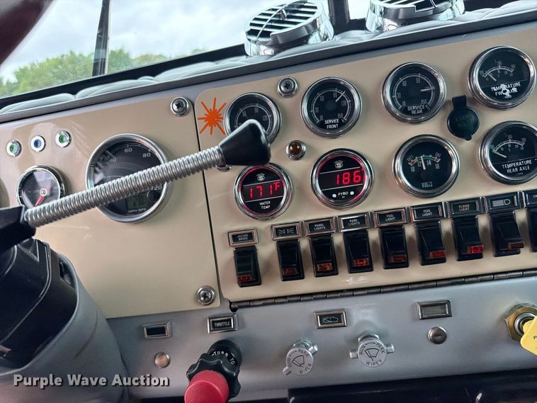 image for item FU1049 1980 Kenworth W900A semi truck