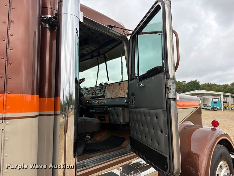 image for item FU1049 1980 Kenworth W900A semi truck