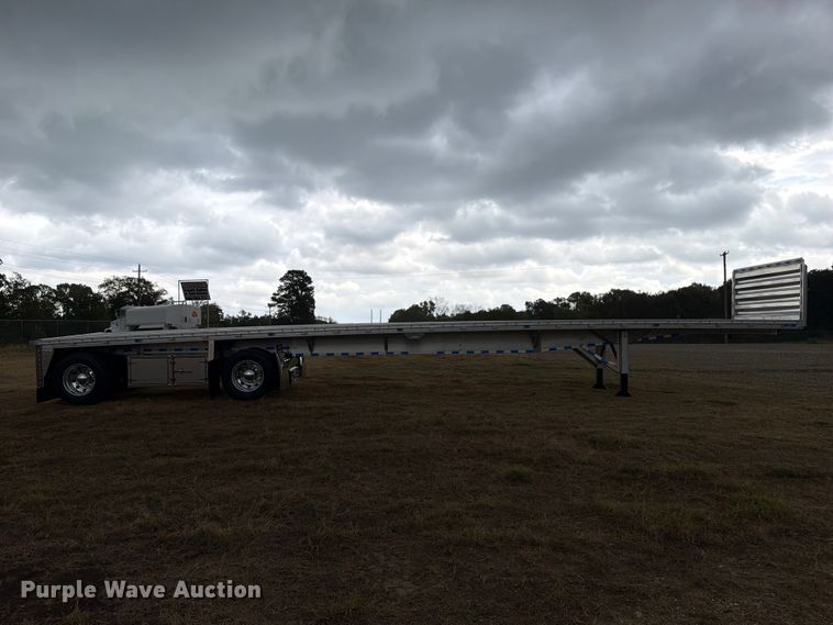 image for item FU1052 2023 Reitnouer Inc. flatbed trailer
