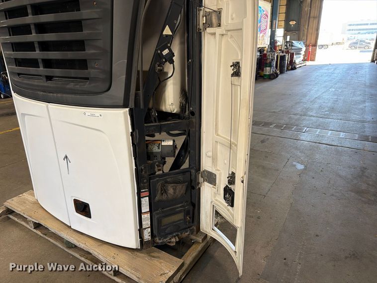 image for item FU4741 2012 Carrier reefer unit