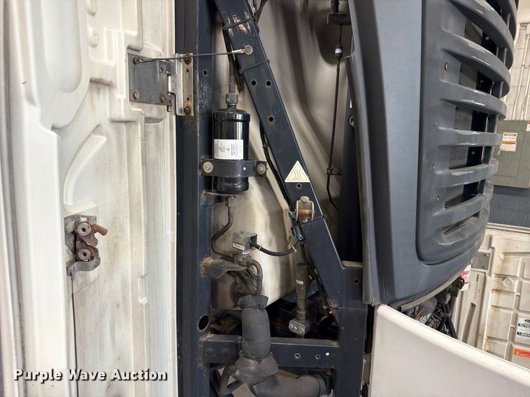 image for item FU4741 2012 Carrier reefer unit