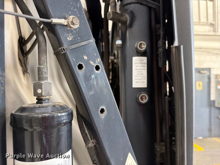 image for item FU4741 2012 Carrier reefer unit