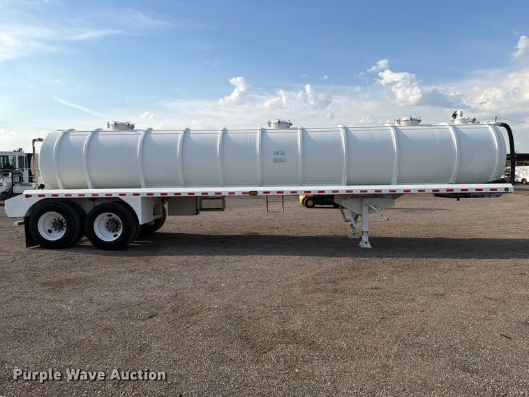 image for item FW3501 2011 Gallegos tank trailer