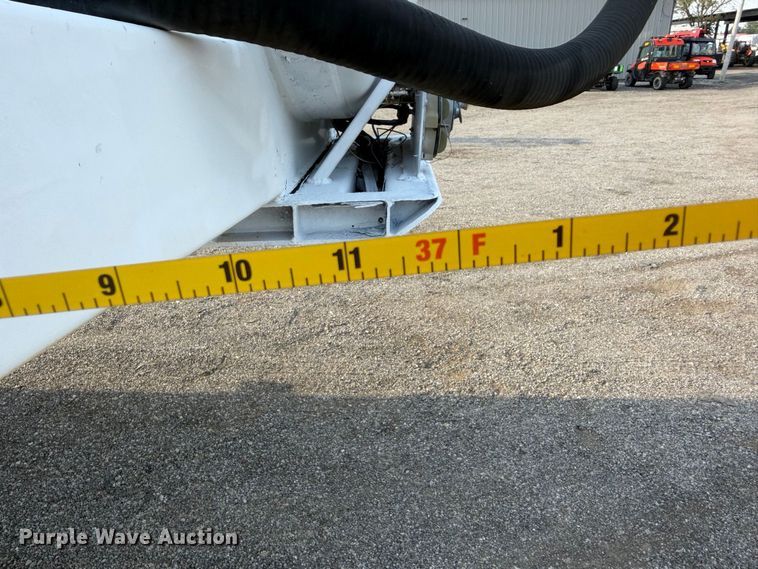 image for item FW3501 2011 Gallegos tank trailer