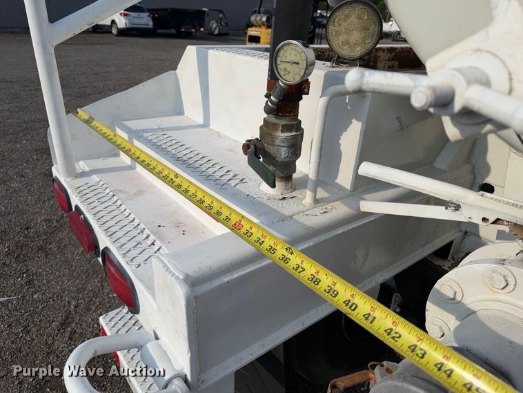 image for item FW3501 2011 Gallegos tank trailer