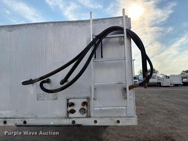 image for item FW3502 2003 Steco AE03254 ejector trailer