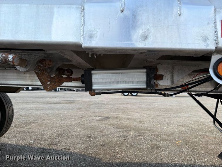 image for item FW3502 2003 Steco AE03254 ejector trailer