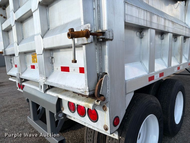 image for item FW3502 2003 Steco AE03254 ejector trailer