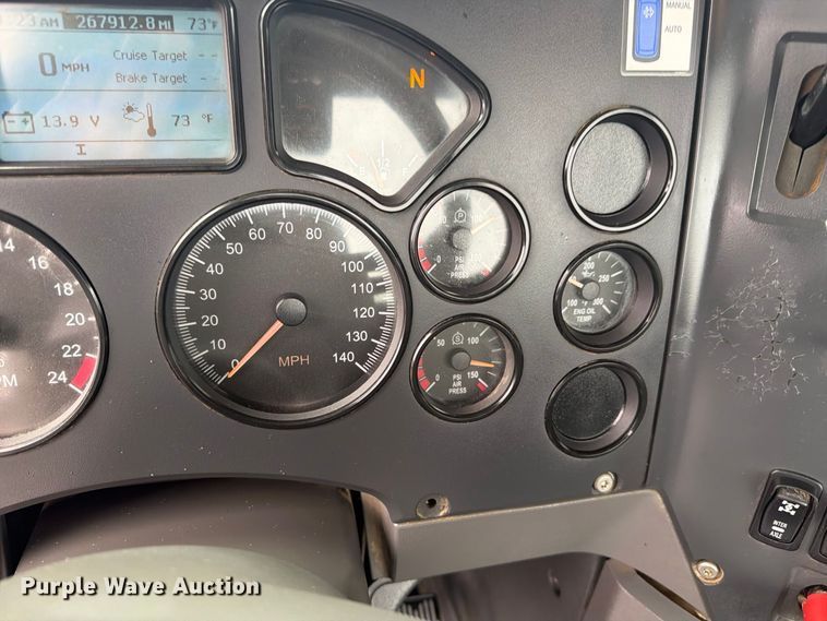 image for item FW3522 2015 Mack GU813 truck cab and chassis