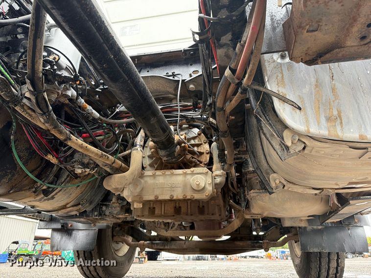 image for item FW3522 2015 Mack GU813 truck cab and chassis