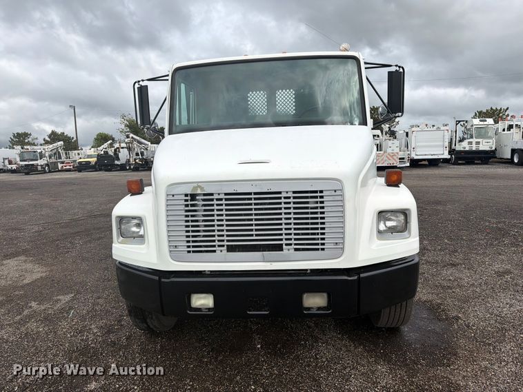 image for item FW3527 2004 Freightliner FL70 flatbed truck