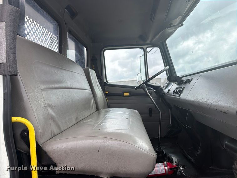 image for item FW3527 2004 Freightliner FL70 flatbed truck