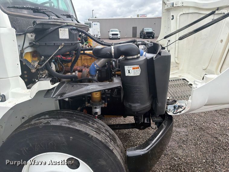 image for item FW3527 2004 Freightliner FL70 flatbed truck