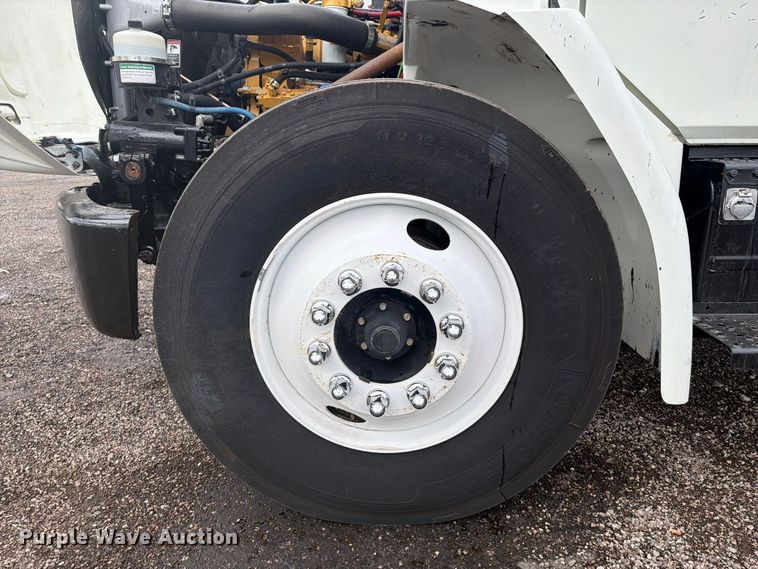 image for item FW3527 2004 Freightliner FL70 flatbed truck