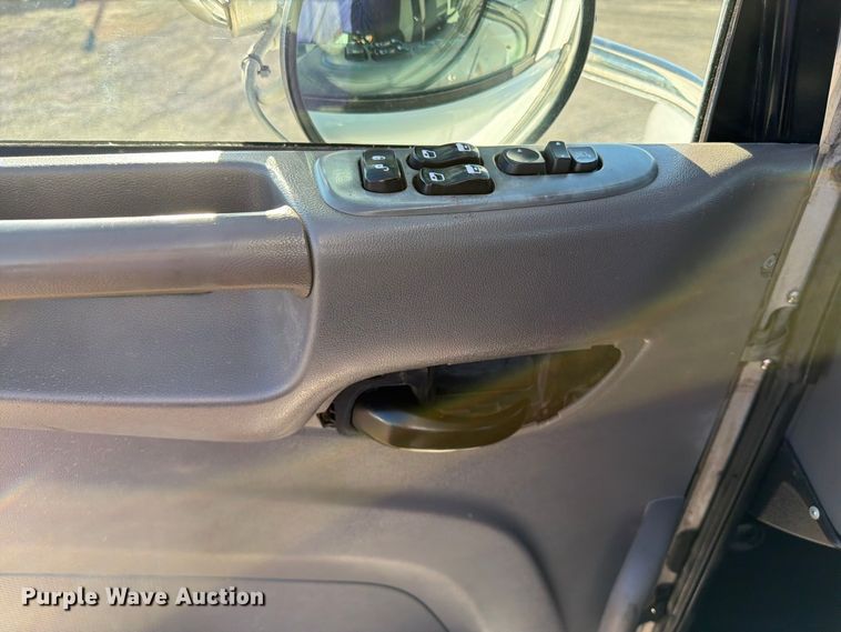 image for item FW3537 2015 Peterbilt 337 truck cab and chassis