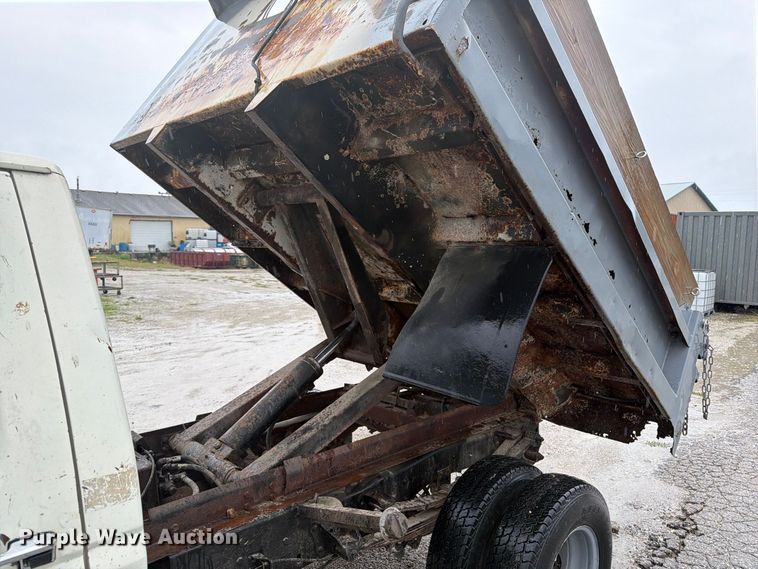 image for item OE9733 1989 Ford F350 dump bed pickup truck