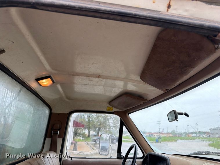 image for item OE9733 1989 Ford F350 dump bed pickup truck
