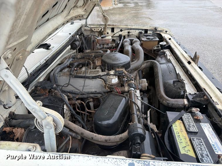 image for item OE9733 1989 Ford F350 dump bed pickup truck