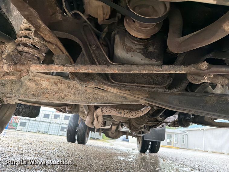 image for item OE9733 1989 Ford F350 dump bed pickup truck
