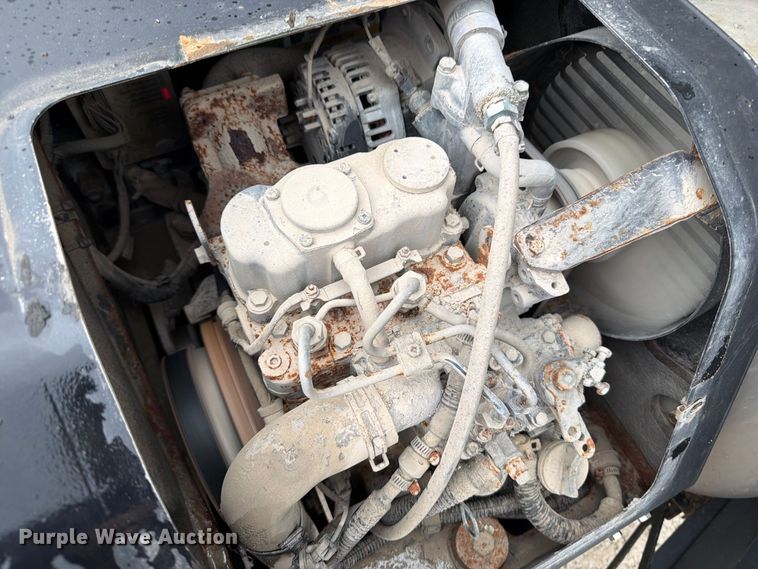 image for item OE9742 2020 Freightliner Cascadia semi truck
