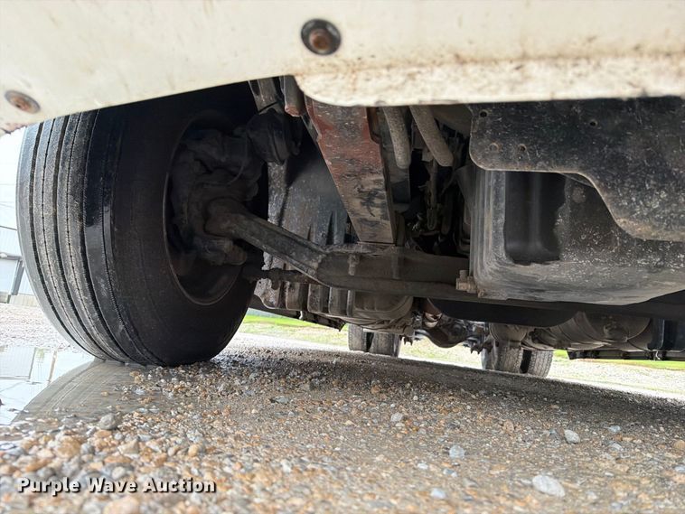 image for item OE9742 2020 Freightliner Cascadia semi truck