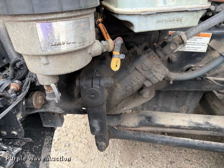 image for item OE9742 2020 Freightliner Cascadia semi truck