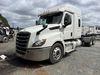 2020 Freightliner Cascadia semi truck