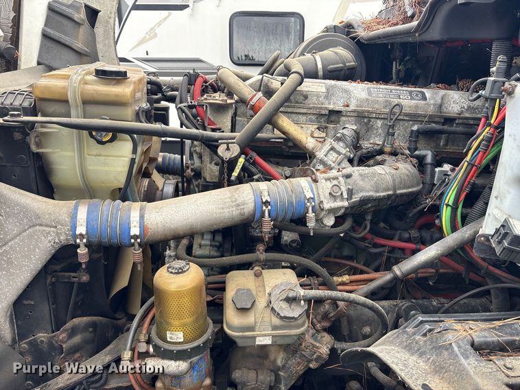 image for item YA1513 2010 Freightliner CST120 semi truck