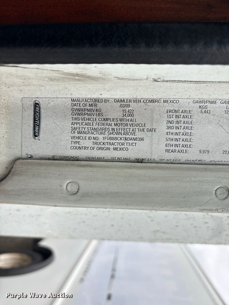image for item YA1513 2010 Freightliner CST120 semi truck