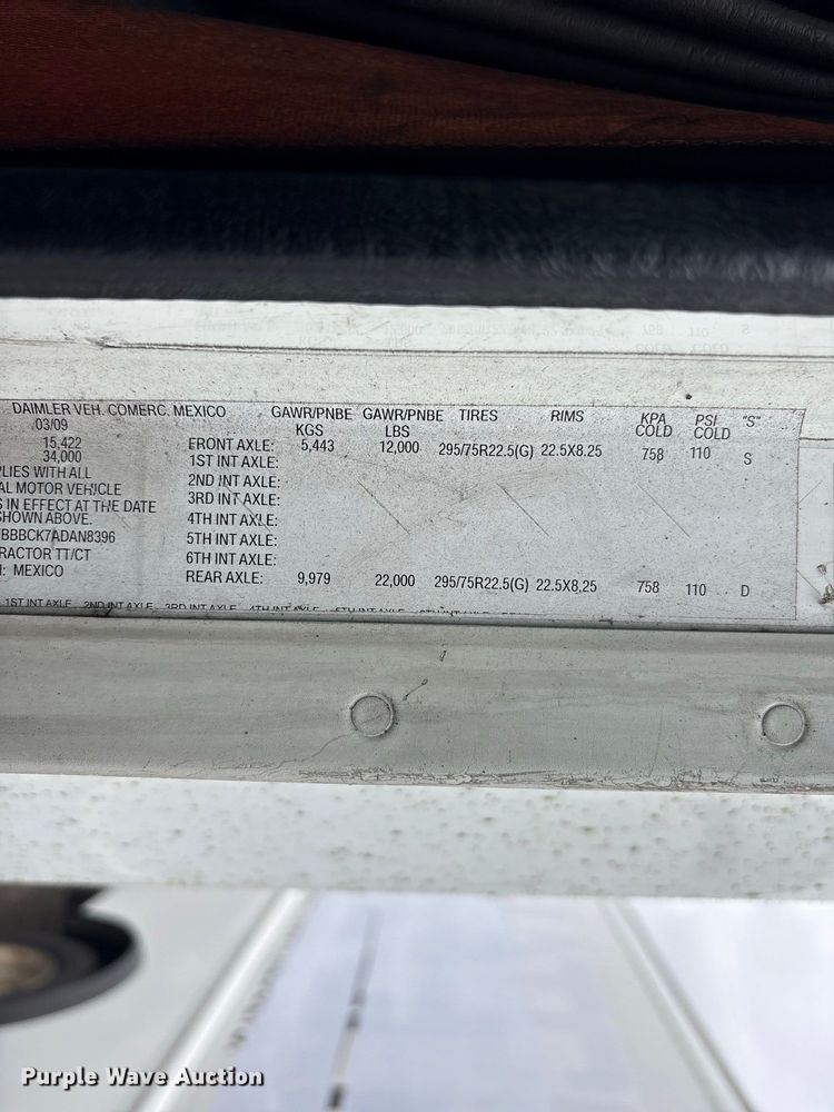 image for item YA1513 2010 Freightliner CST120 semi truck