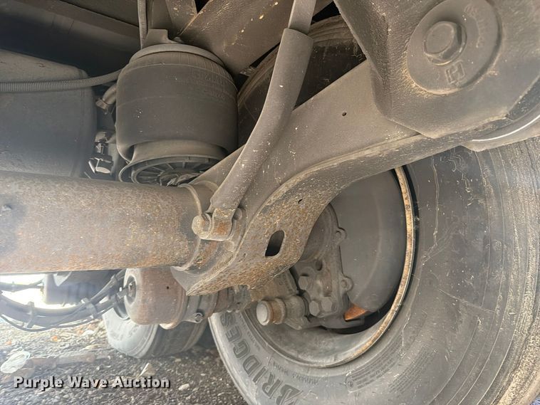 image for item YA1830 2022 Utility VS2DX dry van trailer