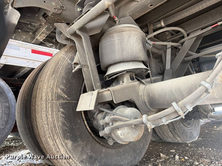 image for item YA1830 2022 Utility VS2DX dry van trailer
