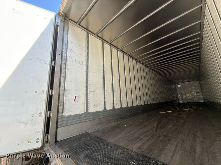 image for item YA1831 2022 Utility VS2DX dry van trailer
