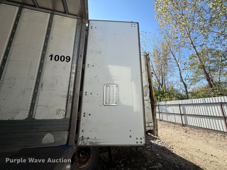 image for item YA1831 2022 Utility VS2DX dry van trailer