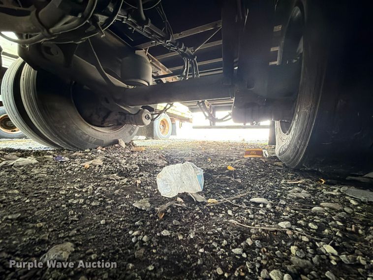image for item YA1831 2022 Utility VS2DX dry van trailer