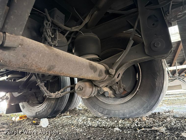 image for item YA1831 2022 Utility VS2DX dry van trailer
