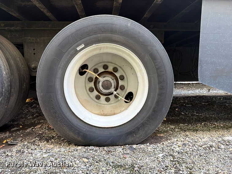 image for item YA1831 2022 Utility VS2DX dry van trailer