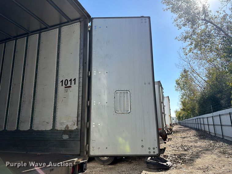 image for item YA1832 2022 Utility VS2DX dry van trailer