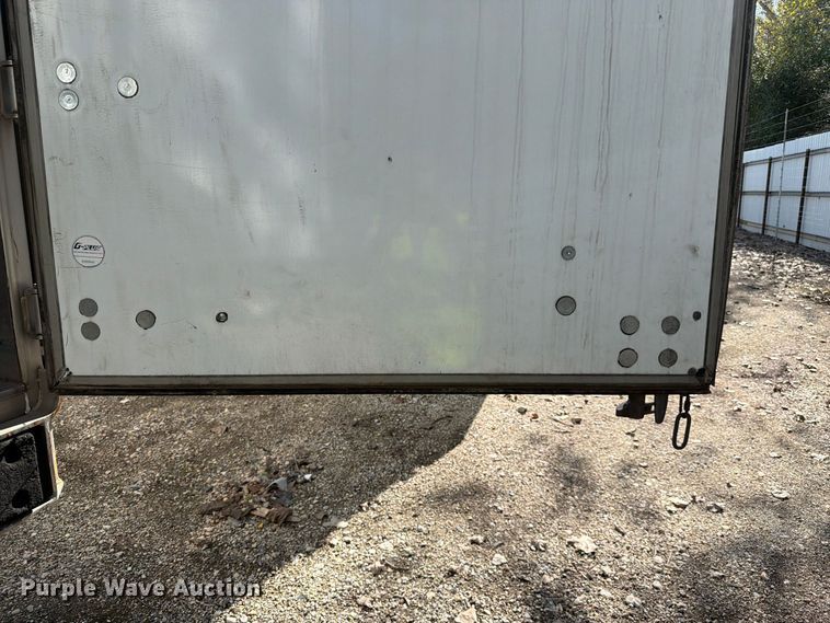 image for item YA1832 2022 Utility VS2DX dry van trailer