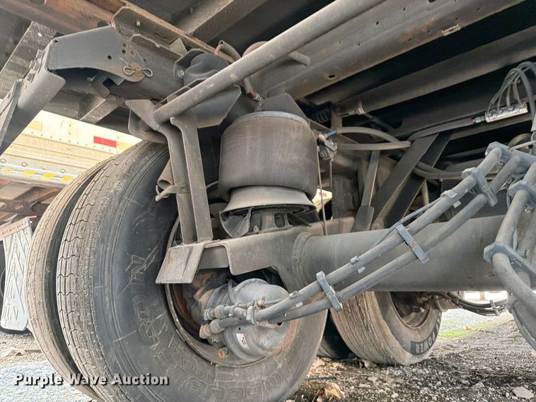 image for item YA1832 2022 Utility VS2DX dry van trailer