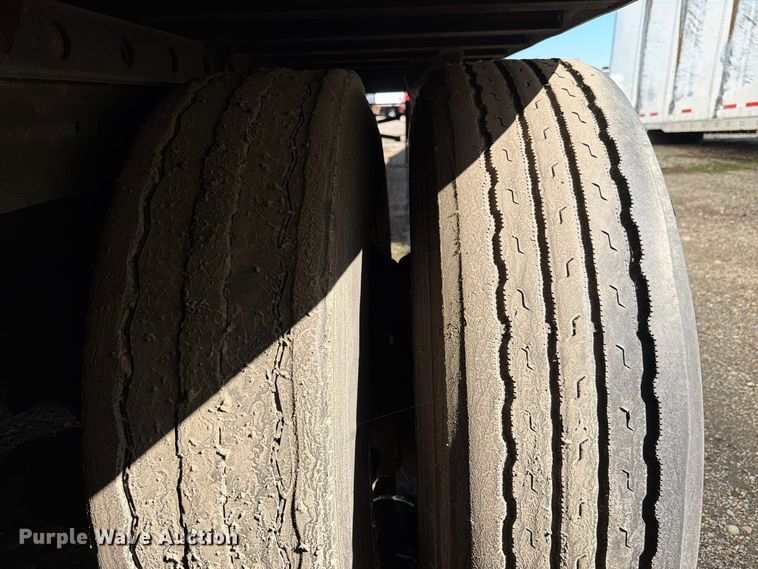 image for item YA1832 2022 Utility VS2DX dry van trailer