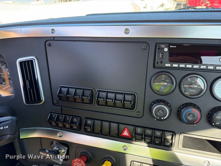 image for item YA2098 2026 Western Star 47X truck cab and chassis