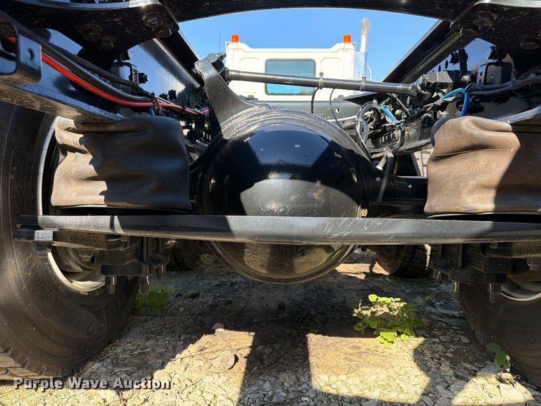 image for item YA2098 2026 Western Star 47X truck cab and chassis