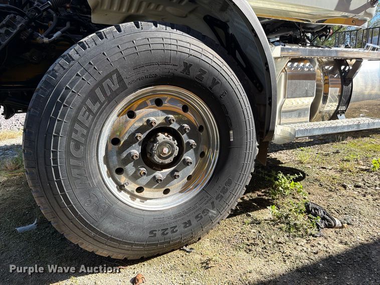image for item YA2098 2026 Western Star 47X truck cab and chassis