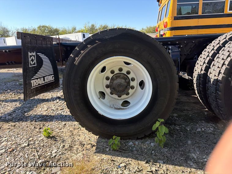 image for item YA2098 2026 Western Star 47X truck cab and chassis